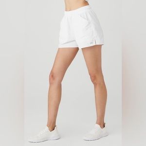 ALO Yoga Alumni Short, size Small
